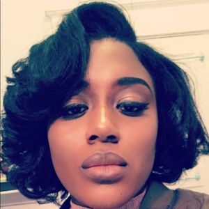 Meet your Posher, Shelby